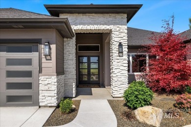 Stunning  custom built 3,140+ sq ft single-level home in Eagle's on Eagle Legacy Golf Course in Idaho - for sale on GolfHomes.com, golf home, golf lot