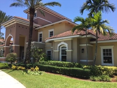 FANTASTIC 2BR/2BA CONDO ON THE 1-ST FLOOR . GRANITE C-TOPS on Emerald Dunes Golf Club in Florida - for sale on GolfHomes.com, golf home, golf lot