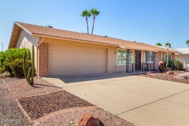 Welcome to this charming and well-maintained 3-bedroom, 2-bath on Sun City-Willow Creek / Willow Brook  in Arizona - for sale on GolfHomes.com, golf home, golf lot