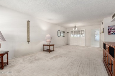 Welcome to this charming and well-maintained 3-bedroom, 2-bath on Sun City-Willow Creek / Willow Brook  in Arizona - for sale on GolfHomes.com, golf home, golf lot