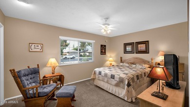 Enjoy easy living in this beautifully updated duplex home in the on PalmBrook Country Club in Arizona - for sale on GolfHomes.com, golf home, golf lot