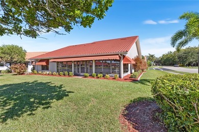 YOU DO NOT WANT TO MISS THIS!! Gorgeously UPDATED, this on Cross Creek Country Club in Florida - for sale on GolfHomes.com, golf home, golf lot