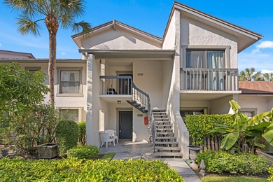 Spacious  three bedroom with three full baths golf cottage in on Palm Beach Polo and Country Club in Florida - for sale on GolfHomes.com, golf home, golf lot