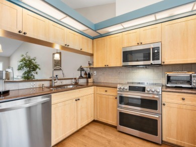 Welcome to this updated residence in Clubside at Palm-Aire on University Park Country Club in Florida - for sale on GolfHomes.com, golf home, golf lot
