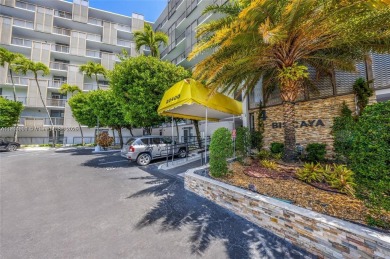 SPACIOUS 1 BDRM/1.5 BATH CONDO IN THE HEART OF AVENTURA on Turnberry Isle Resort and Club in Florida - for sale on GolfHomes.com, golf home, golf lot