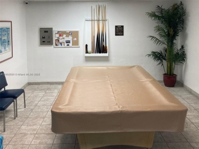 SPACIOUS 1 BDRM/1.5 BATH CONDO IN THE HEART OF AVENTURA on Turnberry Isle Resort and Club in Florida - for sale on GolfHomes.com, golf home, golf lot