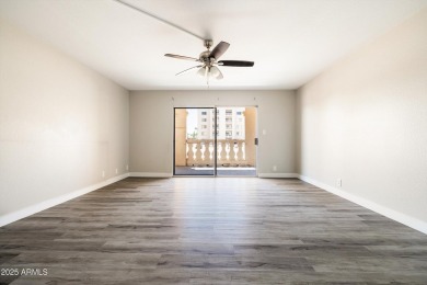 Beautifully updated 2-bedroom, 1-bath ground floor corner unit on Scottsdale Shadows in Arizona - for sale on GolfHomes.com, golf home, golf lot