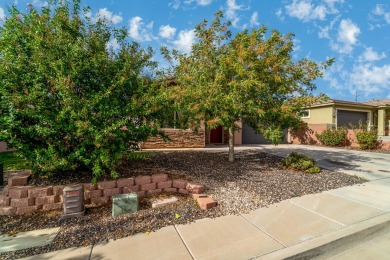 Lovely home in the perfect location! NO HOA! The mountain views on Sky Mountain Golf Course in Utah - for sale on GolfHomes.com, golf home, golf lot