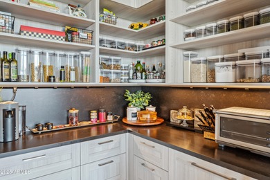 ***** PENTHOUSE UNIT - NO SHARED WALLS ***** A truly rare on Arizona Biltmore Golf and Country Club in Arizona - for sale on GolfHomes.com, golf home, golf lot