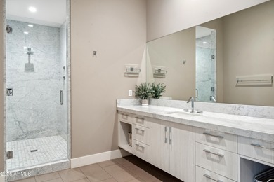 ***** PENTHOUSE UNIT - NO SHARED WALLS ***** A truly rare on Arizona Biltmore Golf and Country Club in Arizona - for sale on GolfHomes.com, golf home, golf lot