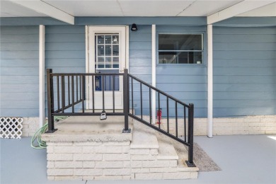 Don't miss this opportunity to save big and move in with on Highland Fairways Golf Club in Florida - for sale on GolfHomes.com, golf home, golf lot