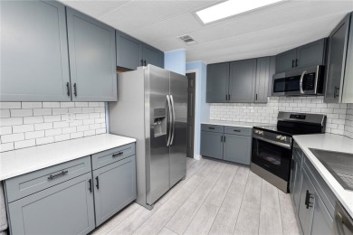 Don't miss this opportunity to save big and move in with on Highland Fairways Golf Club in Florida - for sale on GolfHomes.com, golf home, golf lot
