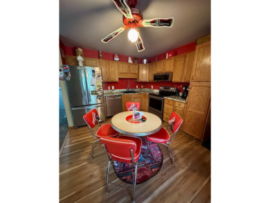 This cozy 2 bedroom 2 bath home located in a quiet section of on Captains Cove Golf and Yacht Club in Virginia - for sale on GolfHomes.com, golf home, golf lot