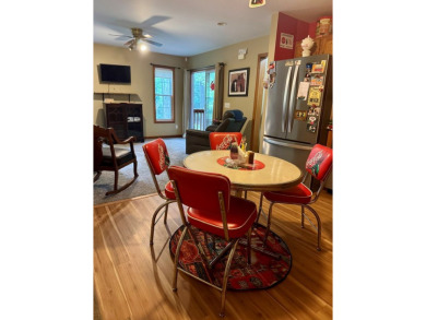 This cozy 2 bedroom 2 bath home located in a quiet section of on Captains Cove Golf and Yacht Club in Virginia - for sale on GolfHomes.com, golf home, golf lot