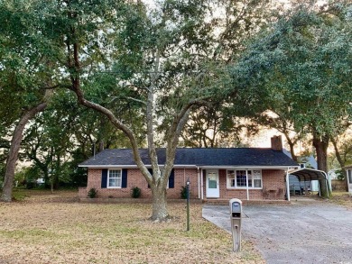 Absolutely fantastic location just a block from the Marshwalk in on Wachesaw Plantation Club in South Carolina - for sale on GolfHomes.com, golf home, golf lot