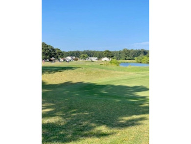This cozy 2 bedroom 2 bath home located in a quiet section of on Captains Cove Golf and Yacht Club in Virginia - for sale on GolfHomes.com, golf home, golf lot