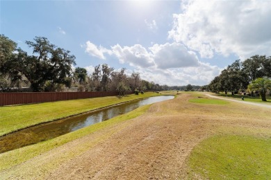 Must see this MOVE IN READY *DATE PALM* model home, 1341 Sq Ft on Ocala Palms Golf and Country Club in Florida - for sale on GolfHomes.com, golf home, golf lot