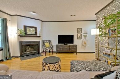 Lakefront Living in the Heart of Peachtree City! Enjoy the ease on Canongate At Flat Creek Club in Georgia - for sale on GolfHomes.com, golf home, golf lot