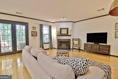 Lakefront Living in the Heart of Peachtree City! Enjoy the ease on Canongate At Flat Creek Club in Georgia - for sale on GolfHomes.com, golf home, golf lot