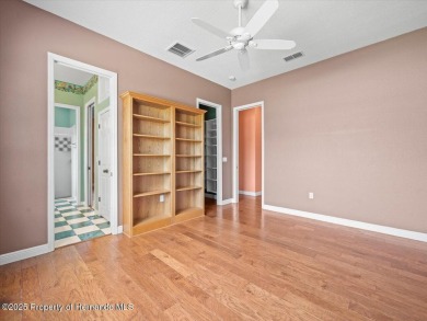 Located in Glen Lakes, this impeccably maintained 2000 built on Glen Lakes Country Club in Florida - for sale on GolfHomes.com, golf home, golf lot