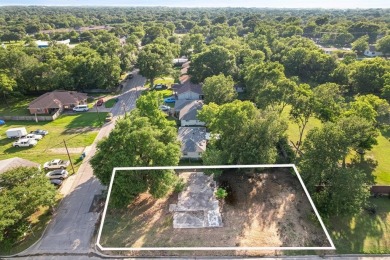Discover the potential of this 0.2070-acre corner lot, ideally on Corsicana Country Club in Texas - for sale on GolfHomes.com, golf home, golf lot