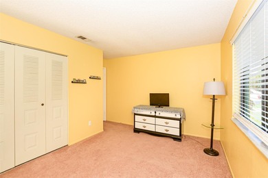 Welcome to 2565 SE Dogwood Avenue, a charming 2-bedroom on  in Florida - for sale on GolfHomes.com, golf home, golf lot