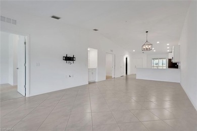 *GOLF INCLUDED * Priced for quick sale. Don't miss this rare on Panther Run Golf Club in Florida - for sale on GolfHomes.com, golf home, golf lot