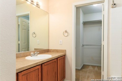 Move-in ready 2-bedroom, 2.5-bath home in Northeast San Antonio! on Northern Hills Golf Club in Texas - for sale on GolfHomes.com, golf home, golf lot