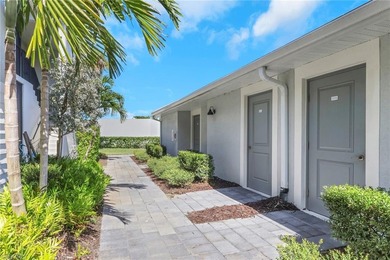 *GOLF INCLUDED * Priced for quick sale. Don't miss this rare on Panther Run Golf Club in Florida - for sale on GolfHomes.com, golf home, golf lot