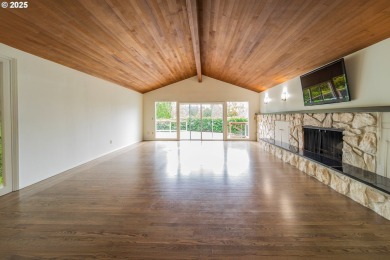 Seller's agent related to Seller. 18th hole Portland Golf Course on Portland Golf Club in Oregon - for sale on GolfHomes.com, golf home, golf lot