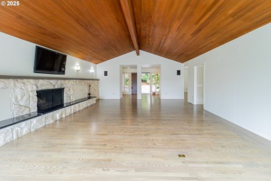 Seller's agent related to Seller. 18th hole Portland Golf Course on Portland Golf Club in Oregon - for sale on GolfHomes.com, golf home, golf lot