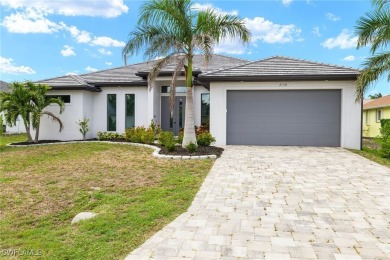 This home has all of the boxes checked!  Built 2022! Split on Royal Tee Country Club in Florida - for sale on GolfHomes.com, golf home, golf lot