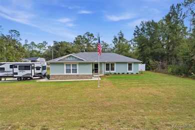 START THE NEW YEAR OFF RIGHT! This beautifully maintained 3/2/2 on Citrus Springs Country Club in Florida - for sale on GolfHomes.com, golf home, golf lot