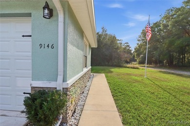 START THE NEW YEAR OFF RIGHT! This beautifully maintained 3/2/2 on Citrus Springs Country Club in Florida - for sale on GolfHomes.com, golf home, golf lot
