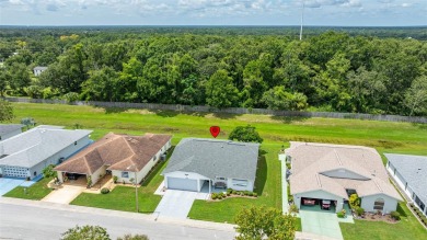 Beautifully maintained  fully furnished Highland Fairways home! on Highland Fairways Golf Club in Florida - for sale on GolfHomes.com, golf home, golf lot