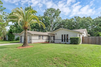 Under contract-accepting backup offers. This 4 bedroom, 3 on Wekiva Golf Club in Florida - for sale on GolfHomes.com, golf home, golf lot