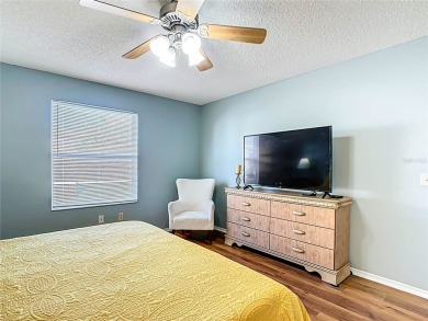 Looking for a MOVE-IN READY HOME or an IDEAL RENTAL property? on Oakleigh Executive Golf Course in Florida - for sale on GolfHomes.com, golf home, golf lot