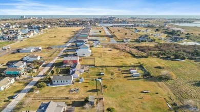 If you're living in Galveston and dreaming of chickens and on Moody Gardens Golf Course in Texas - for sale on GolfHomes.com, golf home, golf lot