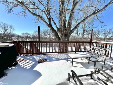 Don't lift a finger when you move into this fully remodeled on Crestwood Hills Golf Course in Iowa - for sale on GolfHomes.com, golf home, golf lot