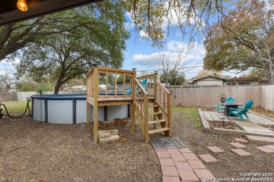 This charming 3-bedroom, 2-bathroom home offers 1,634 square on Oak Hills Country Club in Texas - for sale on GolfHomes.com, golf home, golf lot