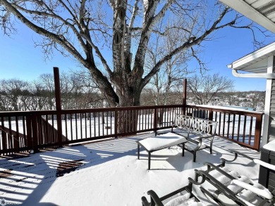 Don't lift a finger when you move into this fully remodeled on Crestwood Hills Golf Course in Iowa - for sale on GolfHomes.com, golf home, golf lot