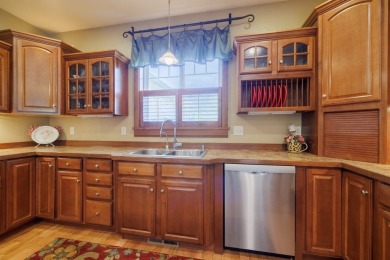 Lovely 2 Level Executive Home in the Desirable Fox View Estates! on Fox Ridge Golf Course - Champion in Montana - for sale on GolfHomes.com, golf home, golf lot