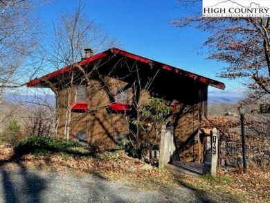 Renovated and furnished home with huge long range views and on Beech Mountain Club in North Carolina - for sale on GolfHomes.com, golf home, golf lot