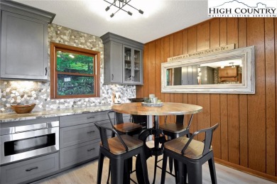 Renovated and furnished home with huge long range views and on Beech Mountain Club in North Carolina - for sale on GolfHomes.com, golf home, golf lot