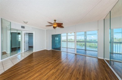 Move-in ready and beautifully remodeled 3 bedroom plus on Seminole Lake Country Club in Florida - for sale on GolfHomes.com, golf home, golf lot