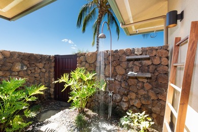 Luxury 4-bedroom, 4.5-bath single-level residence at Mauna Kea on Hapuna Golf Course in Hawaii - for sale on GolfHomes.com, golf home, golf lot