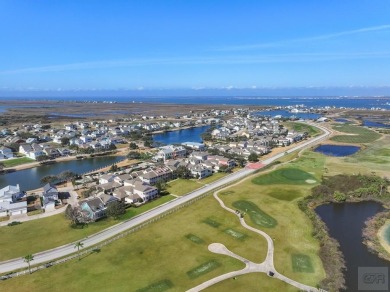 This beautiful corner townhome is one of only three in Evia with on Moody Gardens Golf Course in Texas - for sale on GolfHomes.com, golf home, golf lot