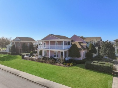 This beautiful corner townhome is one of only three in Evia with on Moody Gardens Golf Course in Texas - for sale on GolfHomes.com, golf home, golf lot