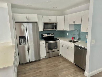 Charming one-bedroom, one-story home near a golf course. Fully on Kings Point Golf - Executive in Florida - for sale on GolfHomes.com, golf home, golf lot