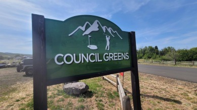 This beautiful, spacious  new construction boasts vaulted on Council Mountain Golf Course in Idaho - for sale on GolfHomes.com, golf home, golf lot